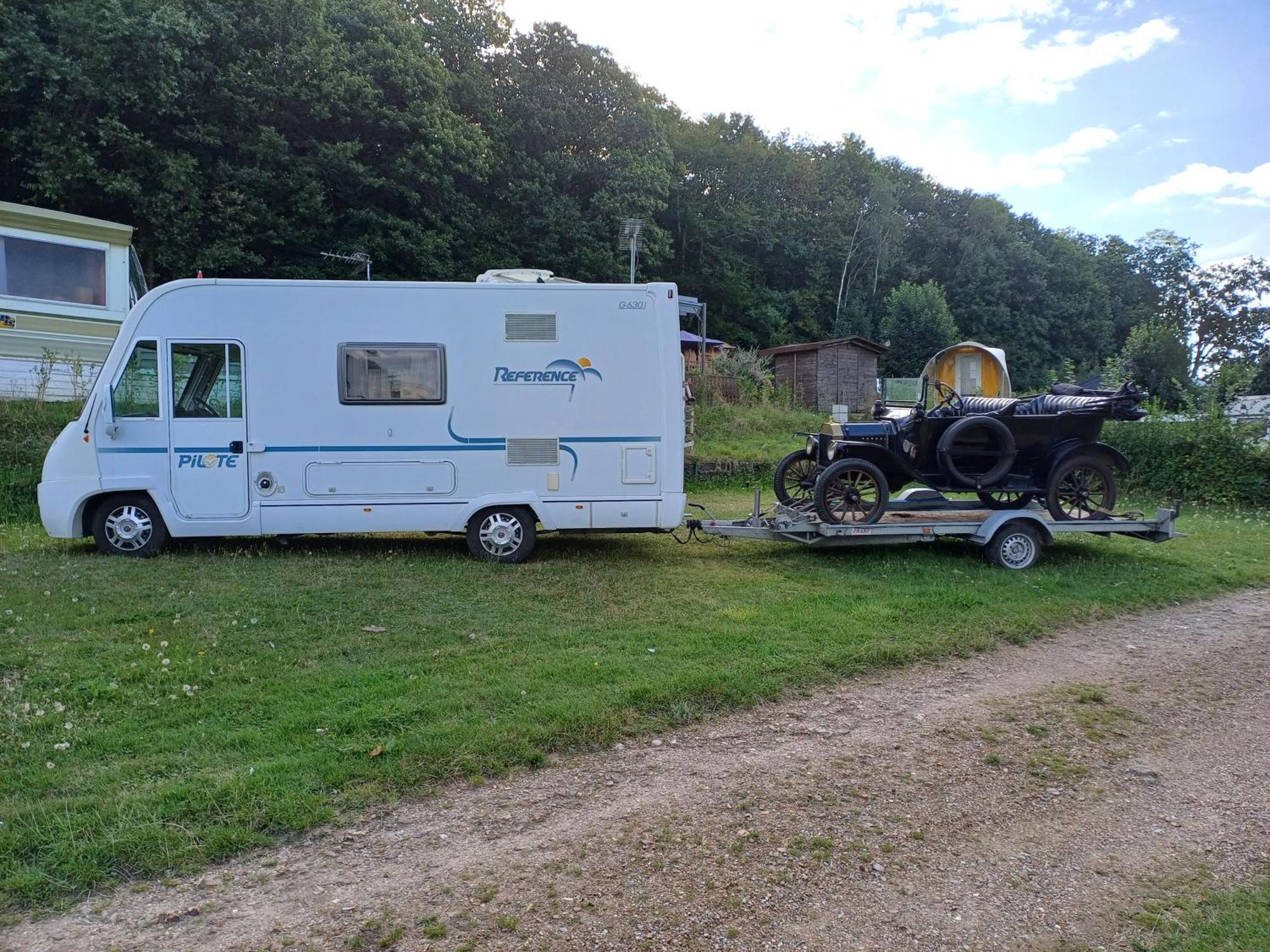 Camping Le Bois Jahan Brunelles Exterior photo